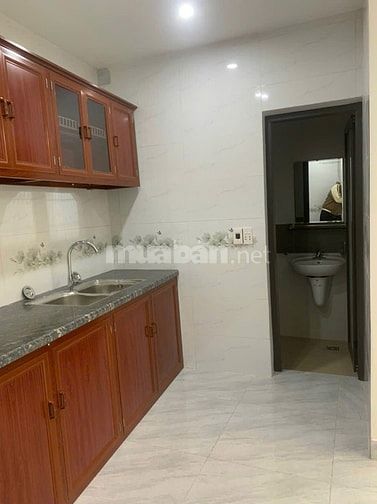 Cho thuê nhà riêng biệt ngõ 28/111 Đông Khê, giá 3,5 triệu/tháng