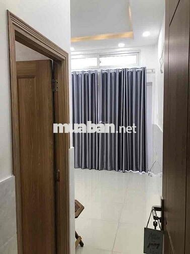 NHÀ CHO THUÊ ĐƯỜNG ĐOÀN VĂN BƠ, QUẬN 4  - 21m2 - GẦN PHỐ ĐI BỘ NG HUỆ