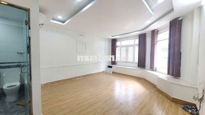 BÁN GẤP NHÀ GÓC 2 MẶT TIỀN 5 TẦNG - PHAN XÍCH LONG - PHÚ NHUẬN