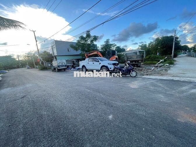 Chính chủ bán đất đường nhựa 10m
