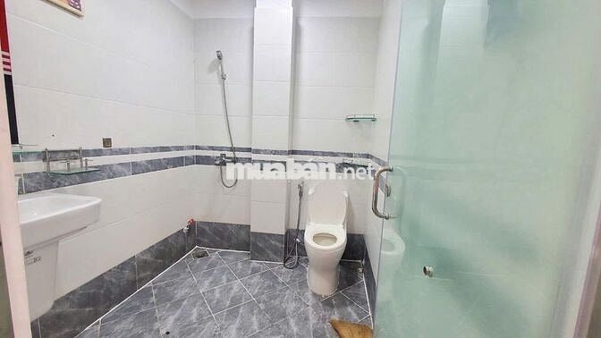 BÁN GẤP NHÀ GÓC 2 MẶT TIỀN 5 TẦNG - PHAN XÍCH LONG - PHÚ NHUẬN