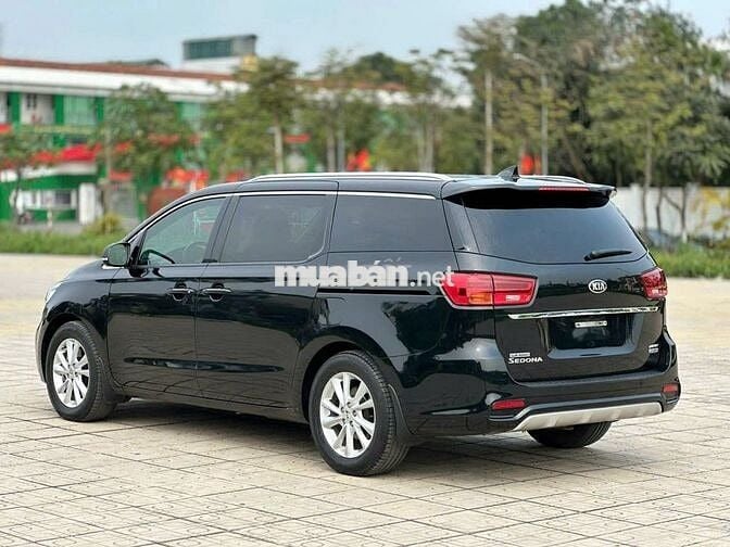 Kia Sedona 2019 2.2 DAT Luxury - 14 vạn km Có VAT