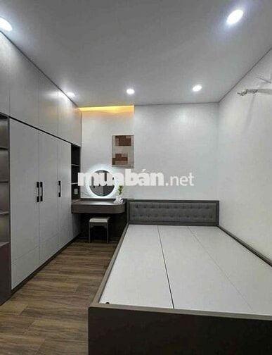 BÁN NHÀ 1 trệt 1 lầu tại Tân Uyên-Bình Dương