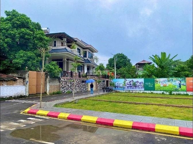 Giá chỉ 3 tỷ , đất đô thị hòa lạc,gần quốc lộ 21 phun thổ cư 100m2 ,FO