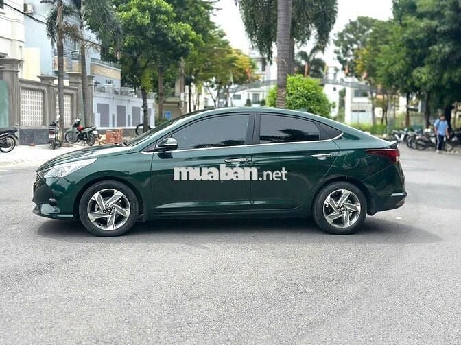 Hyundai Accent 2021 ATH Xanh lá 25000 km