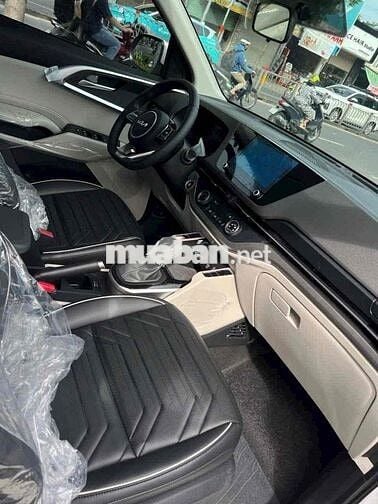 Kia Carens 2025 1.5G IVT