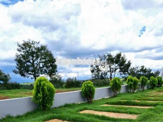 KẸT TIỀN CẦN BÁN GẤP LÔ ĐẤT GẦN QUỐC LỘ 20 LÂM ĐỒNG
