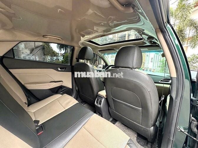 Hyundai Accent 2021 ATH Xanh lá 25000 km