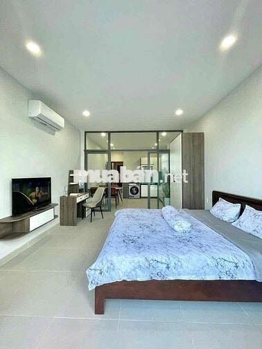 Căn hộ 40m² tone xịn sang mịn tại Nguyễn Hữu Cảnh. Full nội thất – 8tr