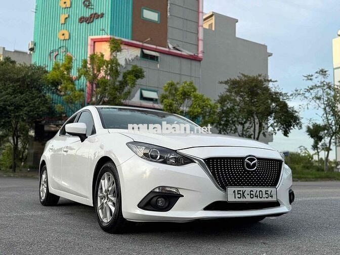 Mazda 3 2016 1.5 AT Sedan - 109000 km