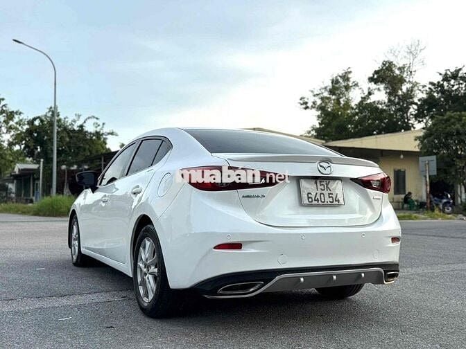 Mazda 3 2016 1.5 AT Sedan - 109000 km