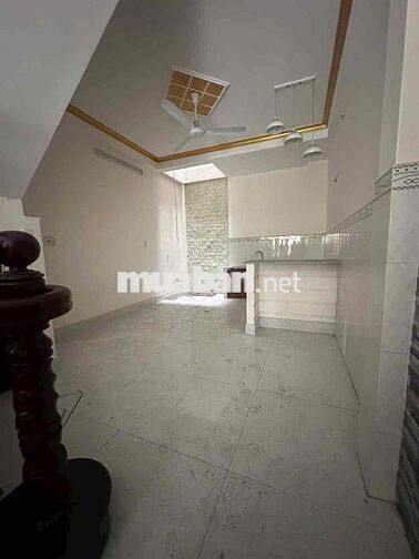 NHÀ 4 PHÒNG MẶT TIỀN NỘI BỘ KHU BÌNH PHÚ 2