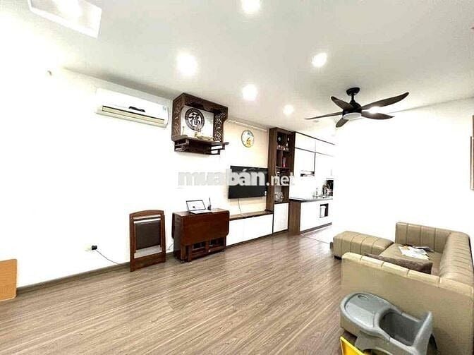 cần bán căn hộ toà vp6 kđt linh đàm