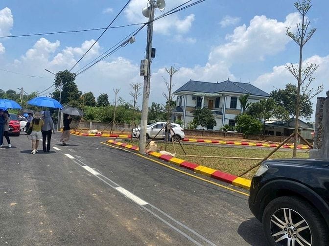 Giá chỉ 3 tỷ , đất đô thị hòa lạc,gần quốc lộ 21 phun thổ cư 100m2 ,FO