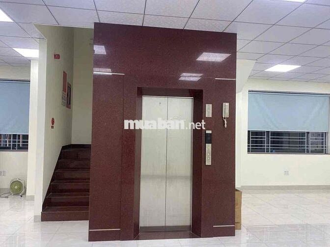 Toà nhà văn phòng đường Võ Oanh phường Thạnh Mỹ Tây