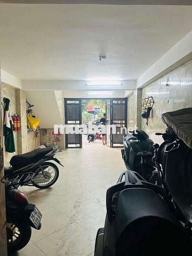 Mặt Phố Gần Hồ Linh Đàm 62m2 5 Tầng 15 Tỷ