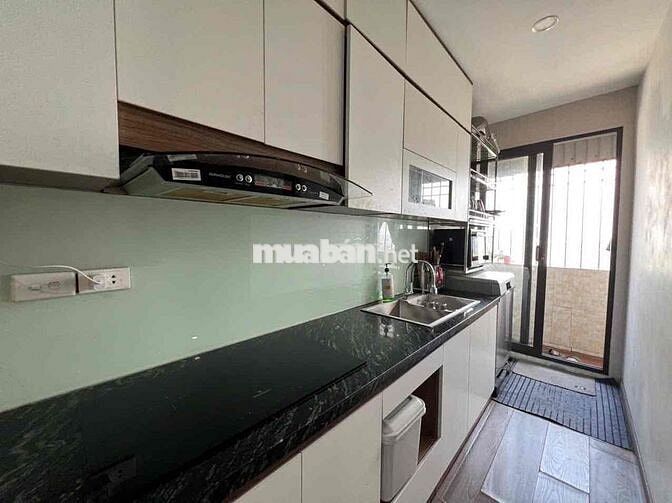 cần bán căn hộ toà vp6 kđt linh đàm