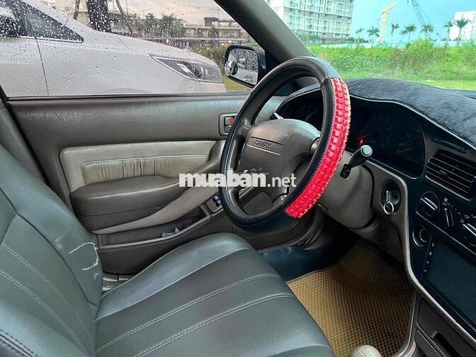 Toyota Camry Xanh rêu Số sàn