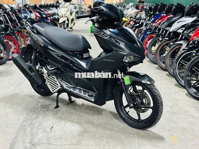 XE MÁYTHANH TÙNG_AIR BLADE 125 ĐEN NHÁM BIỂN 29
