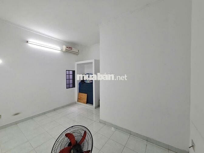 Bán Nhà Đường Hẻm Đặng Văn Bi, Sân Đậu Xe Hơi, (7m x 20m) Đã Hoàn Công