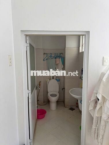 Nhà mặt tiền 81m2,3 phòng ngủ,4 đường số 5,bình hưng, bình chánh