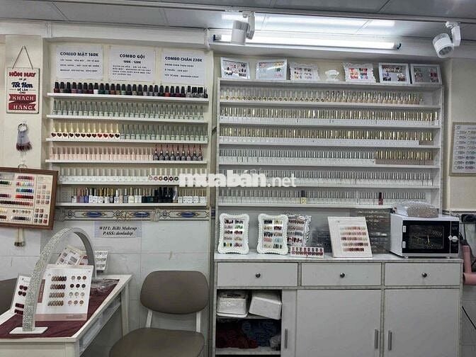 Cần Sang Tiệm Nail gần Công Viên Thỏ Trắng Q10