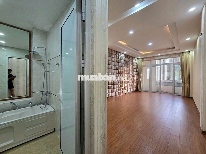 Cho thuê nhà 3 tầng mặt tiền Nguyễn Hữu Thọ Vị Trí Kinh Doanh Sầm Uất