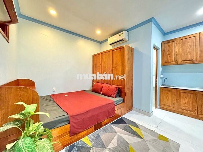 NGAY NHÀ THI ĐẤU PHÚ THỌ, CẦU VƯỢT 3/2 CĂN 25M2 THANG MÁY BẢO VỆ