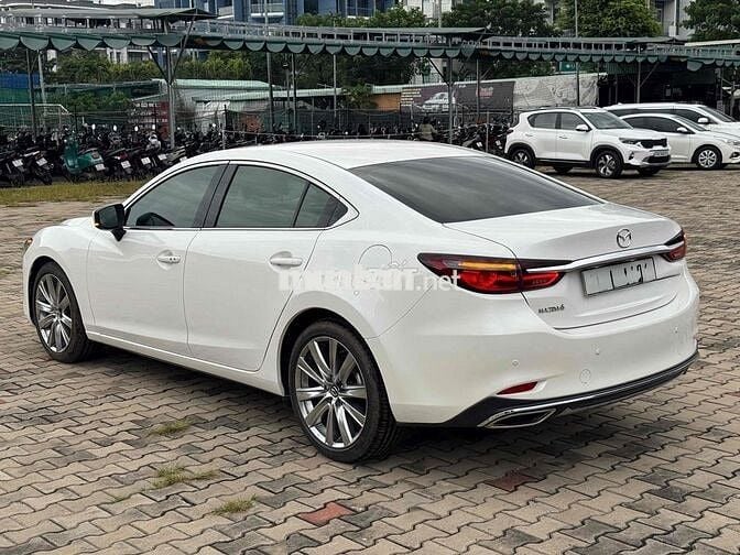 Mazda 6 2024 Premium 14.000 km