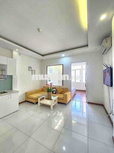 CĂN HỘ TÁCH BẾP CÓ MÁY GIẶT RIÊNG CỬA SỔ NGAY TÂN BÌNH GẦN QUẬN 1