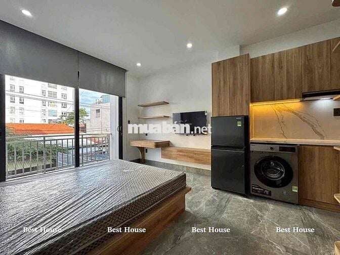 STUDIO BAN CÔNG - NGAY LUỸ BÁN BÍCH - PHÒNG ĐẸP - CÓ MÁY GIẶT RIÊNG