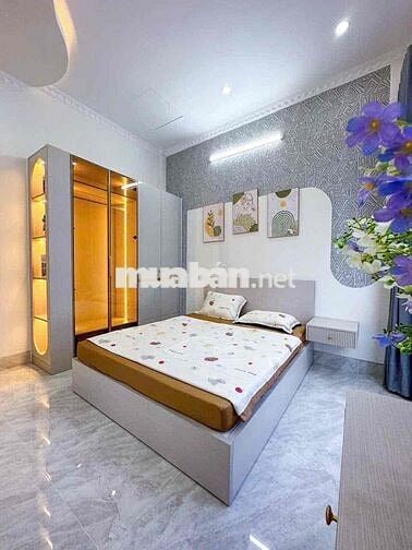 Bán nhà lầu mới hoàn thiện hẻm 11 Nguyễn Văn Linh tặng nội thất