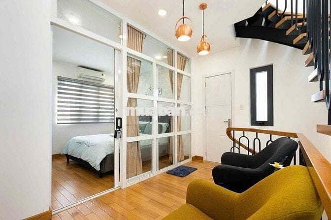 CHÍNH CHỦ BÁN NHÀ TRUNG TÂM Q1 ĐANG CHO THUÊ 22TR/ THÁNG SHR