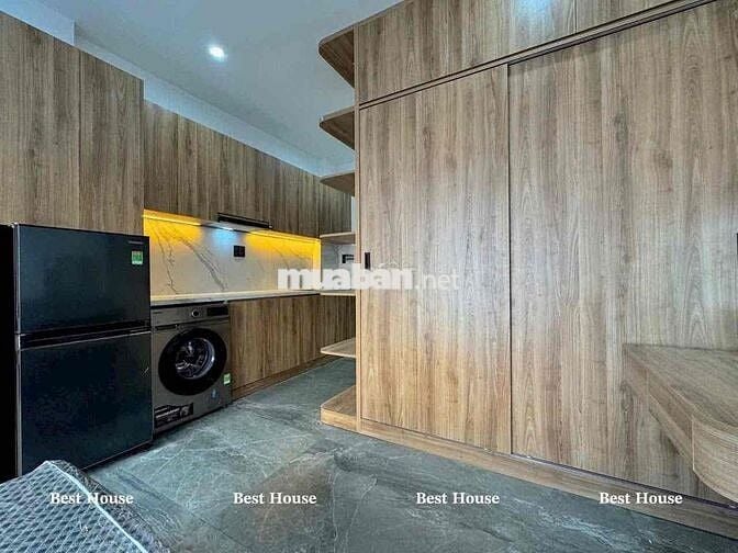 STUDIO BAN CÔNG - NGAY LUỸ BÁN BÍCH - PHÒNG ĐẸP - CÓ MÁY GIẶT RIÊNG