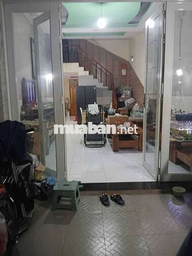 Nhà Thuê 4×20 gác lửng  đẹp gần công an xã Vĩnh Lộc B bình chánh