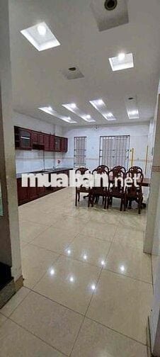 CHO THUÊ NHÀ MẶT TIỀN 3 LẦU (4x16) ĐƯỜNG HỒNG ĐÀO,TÂN BÌNH