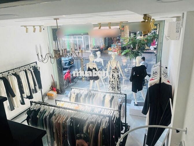 🔥Chưa tới 32tr/tháng, thuê được ngay nhà mặt tiền Nguyễn Hồng Đào VTKD