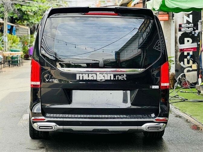 Mercedes Benz  V250 Up full maybach model 2022