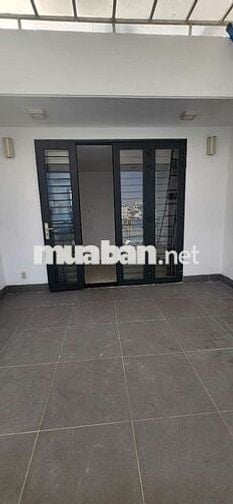 Nhà đẹp vào ở ngay chỉ 26tr- 5PN Nơ Trang Long