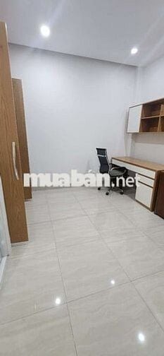 Nhà đẹp vào ở ngay chỉ 26tr- 5PN Nơ Trang Long