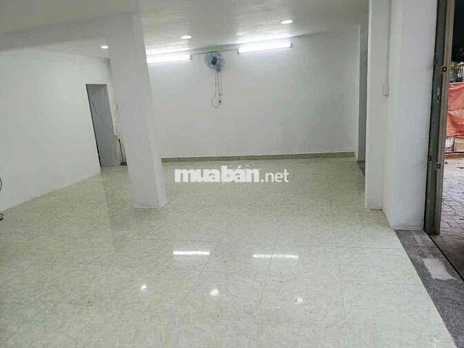 Giáp tây thạnh 5x20 3 lầu  xe container đậu cửa giá 20tr nắm chủ