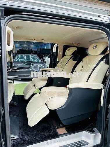 Mercedes Benz  V250 Up full maybach model 2022