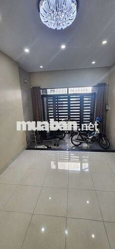 Nhà đẹp vào ở ngay chỉ 26tr- 5PN Nơ Trang Long