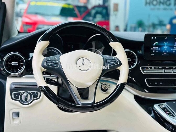 Mercedes Benz  V250 Up full maybach model 2022