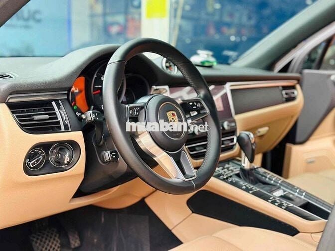 Bán xe Porsche Macan Model 2020