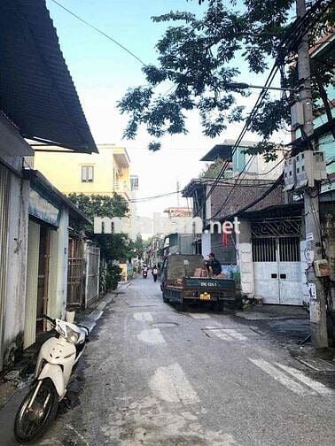 Bán Đất Phúc Lợi -Oto đỗ cửa -vị trí đắc địa