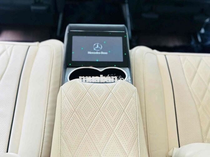 Mercedes Benz  V250 Up full maybach model 2022