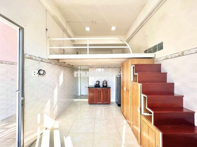 GÁC LỬNG FULL NỘI THẤT - ĐH VĂN HIẾN, BV TÂN PHÚ, NGÃ 4 LẠC LONG QUÂN