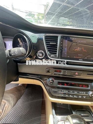 Kia Sedona 2016 3.3L GATH - 72000 km