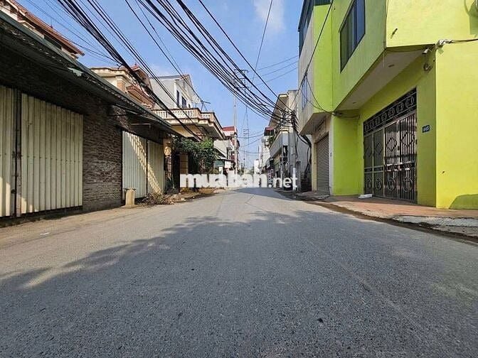 Bán lô đất nền trung tâm xã Đức Thượng,Hoài Đức.Sổ đỏ chính chủ,vuông